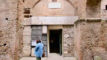 Hidden Roman Houses with Frescoes & Basilica Option in Rome