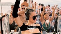 Boat Party with Swimming Stop Experience in Mykonos