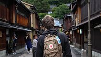 Kanazawa Private & Personalized Introductory Tour with a Local