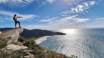 Trail to Lagoinha do Leste and Morro da Coroa