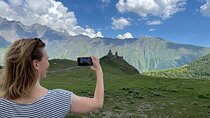 3 Days in Georgia: Private Tour with Wine, Mountains & Culture