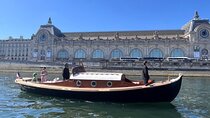 Paris Private Boat Tour with Champagne