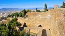 Malaga Walking Tour with Gibralfaro Castle and Alcazaba Visits