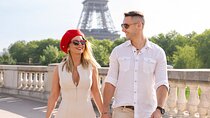 Paris: Eiffel Tower or Louvre Photoshoot - Best Spots