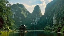 Ninh Binh Day Tour from Hanoi: Hoa Lu Trang An and Mua Caves