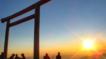 2-Day Mt. Fuji Summit Climb & 8th Station Stay with English Guide