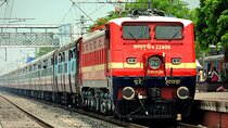 Jaipur to Taj Mahal Agra Same Day Tour by Train