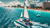 Luxury Catamaran to Isla Mujeres, Snorkeling, Buffet and Ice Bar