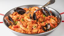 Spanish Cooking Class in Tarragona With Paella and Wine