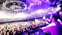 Tokyo VIP private night tour: Clubs & Bars with a local insider