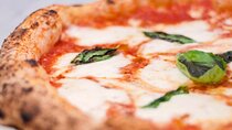Pizza & Dessert Experience in Rome (Includes 3-Course Meal)