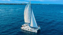 Half-Day Luxury Sailing in Puerto Morelos with Open Bar