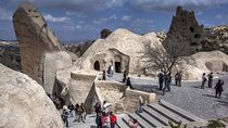 Historical Cappadocia Red Tour with Lunch and Entry Tickets