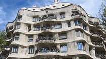 Unlocking Gaudí with Guided Walking Tour Of Casa Milà