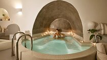 Imerovigli: Spa break for 3-4 friends, Spa access, wine & fruits