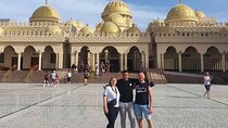 VIP City Tour with Seafood Lunch Grand Mosque and Shopping