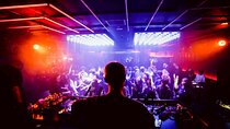 Osaka Dotonbori: GIRAFFE Nightclub Admission Ticket (For Foreign)