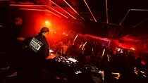 Osaka Dotonbori: Giraffe Nightclub VIP Package(For Foreign)
