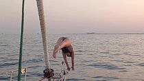 1 Hour Barcelona Sailing Tour Experience with Drinks