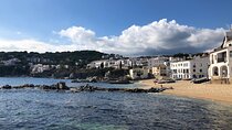 Girona and Costa Brava Tour with Traditional Seafood Paella Lunch
