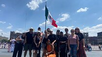 Walking Mexico City Tour Experience with Metro