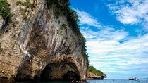 Full Day Boat Tour Animas and Quimixed Arches