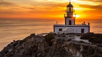 Santorini Highlight Tour with Local Guide 