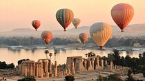 Luxor: Private 2-Day Tour with Hot Air Balloon, East & West Banks