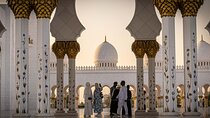 Abu Dhabi Aladdin Adventure with Etihad Tower and Qasr Al Watn