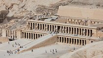 Hot Air Balloon Ride to Colossi of Memnon in Luxor