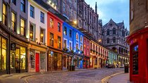 Edinburgh By Night Private Illuminated City Tour