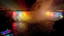 Maid of the Mist Nighttime Fireworks and Lights Tour in Canada