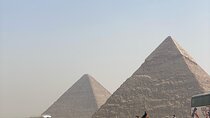 Full Day: Giza Pyramids, Sphinx & Grand Egyptian Museum Tour