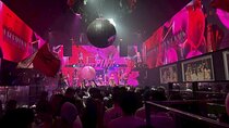 Hidden Gems and Bustling Districts of Osaka Night Tour 