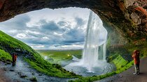 From Keflavik Airport: Private South Coast Tour in Iceland