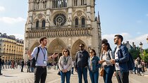 Notre Dame Exterior Tour with Coordinated Cathedral Entry