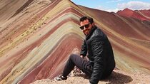 Rainbow Mountain and Red Valley Guided Day with Meals