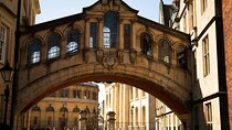 Private | Alumni-led Walking Tour w/opt New College