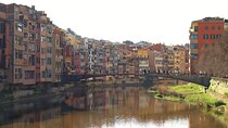 Girona tour: Bridges and cobblestones