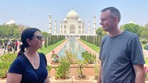 Private Taj Mahal & Agra Tour from Delhi by Car with 5* Lunch
