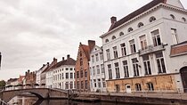 Authentic Medieval Bruges with a Local Guide and Chocolate 
