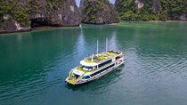 Ha Long Bay Luxury Day Cruise – Jacuzzi, Kayaking, Party & Buffet
