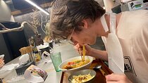 Shibuya Ramen Tasting Experience with Local Guide