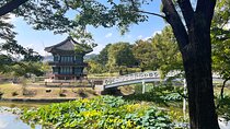 Time Travel in Seoul: Gyeongbokgung Palace, Folk Museum & Bukchon