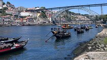 Boutique Port Wine Tour in Gaia with Rooftop Views