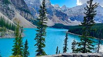 Lake Louise and Moraine Lake Exclusive Evening Private Tour 
