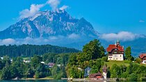 Golden Round Trip to Mount Pilatus on a Guided Tour