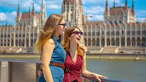 Budapest Sightseeing with Drink Included