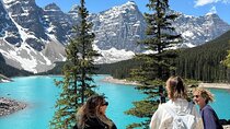 Moraine Lake, Lake Louise, Banff Tour from Calgary-Banff-Canmore