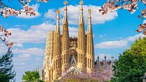 Barcelona Top Attractions Gaudi and Culture